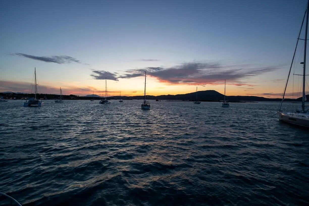 Upupa Sailing A Night Onboard! Ξενοδοχείο Porto San Paolo