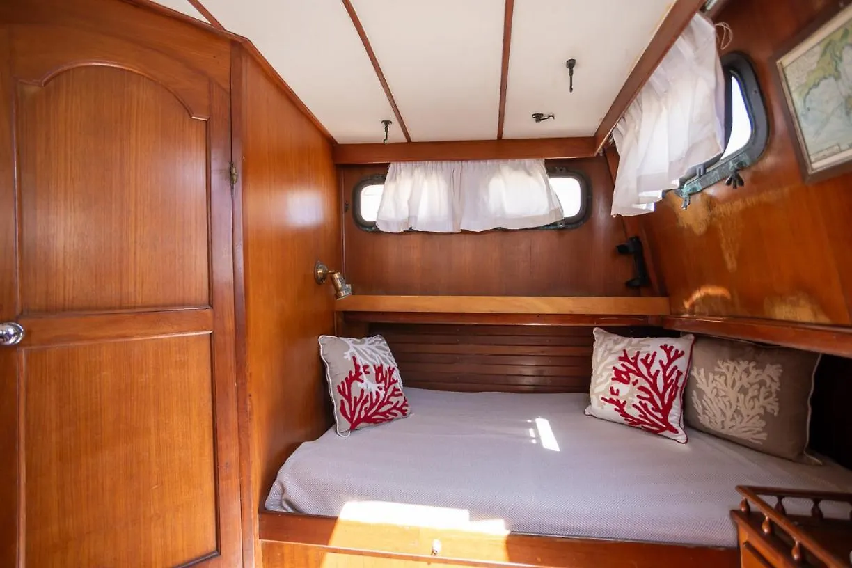 Upupa Sailing A Night Onboard! Hotell Porto San Paolo  0*, Porto San Paolo (Sardinia) Italien